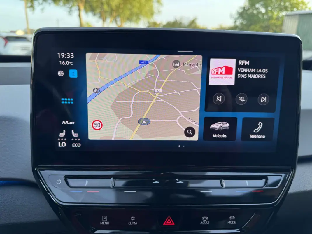 Volkswagen ID.3 2020 - 19900 EUR, 93000 km - AUTO.MOTO.pt - 93000km - foto 13 de 44