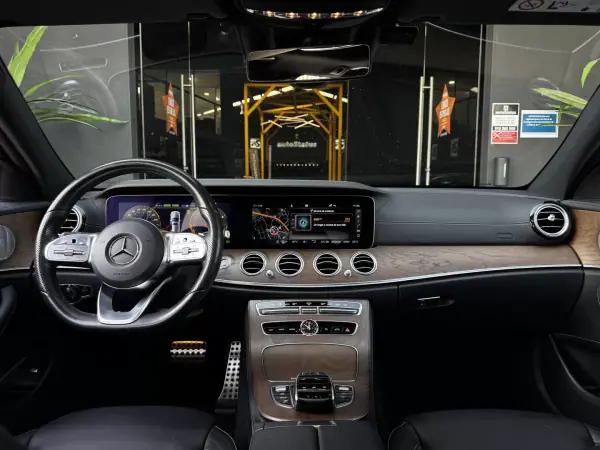Mercedes-Benz E 300 2019 - 33490 EUR, 105000 km - AUTO.MOTO.pt - 105000km - foto 20 de 46