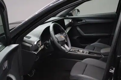 Cupra Formentor 2025 - 43500 EUR, 200 km - AUTO.MOTO.pt - 200km - foto 9 de 13