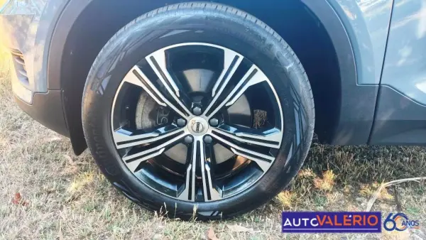 Volvo XC 40 2022 - 31950 EUR, 52139 km - AUTO.MOTO.pt - 52139km - foto 42 de 47