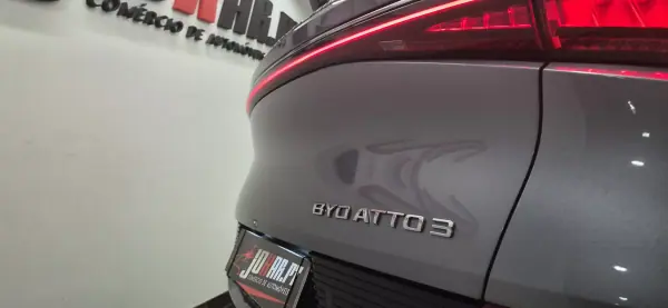 BYD Atto 3 2024 - 29990 EUR, 18393 km - AUTO.MOTO.pt - 18393km - foto 10 de 50