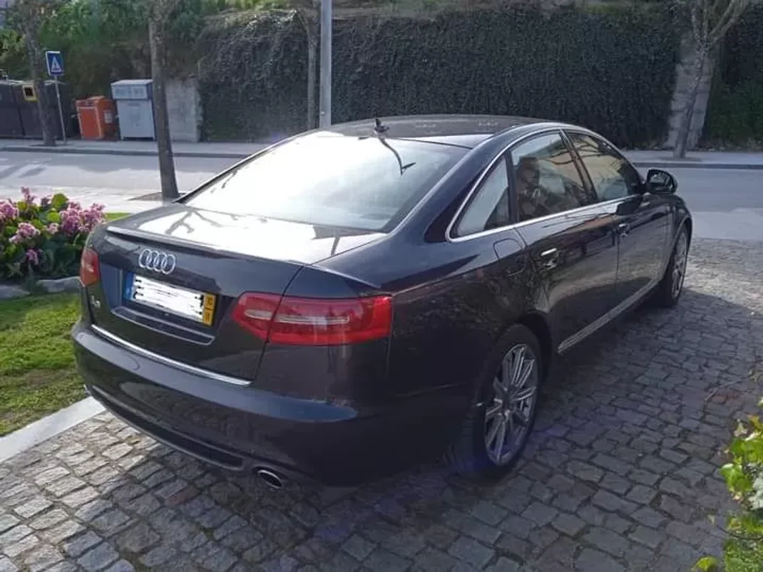 Audi A6 2010 - 12900 EUR, 336000 km - AUTO.MOTO.pt - 336000km - foto 4 de 9