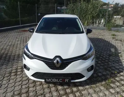 Renault Clio 2021 - 15200 EUR, 72469 km - AUTO.MOTO.pt - 72469km - foto 19 de 24