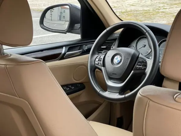 BMW X3 2015 - 28990 EUR, 134770 km - AUTO.MOTO.pt - 134770km - foto 15 de 20