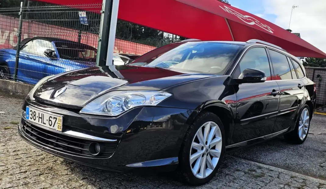 Renault Laguna Break 2009 - 7500 EUR, 225000 km - 225000km - foto 4 de 25