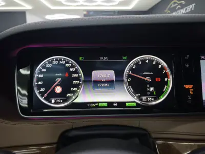 Mercedes-Benz S 500 2015 - 49950 EUR, 179351 km - AUTO.MOTO.pt - 179351km - foto 34 de 56