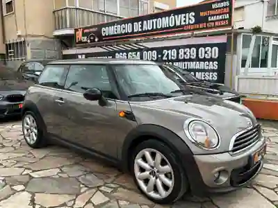 MINI One 2011 - 8700 EUR, 220000 km - AUTO.MOTO.pt - 220000km - foto 11 de 31