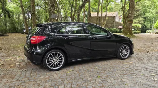 Mercedes-Benz A 180 2013 - 14990 EUR, 138000 km - AUTO.MOTO.pt - 138000km - foto 9 de 21