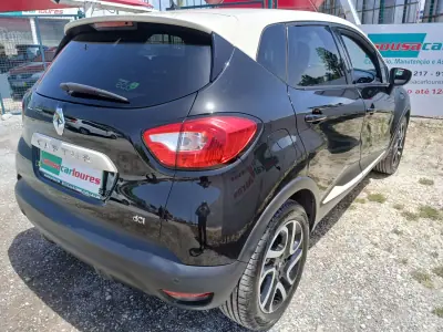Renault Captur 2013 - 9950 EUR, 157174 km - AUTO.MOTO.pt - 157174km - foto 9 de 25