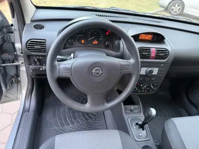 Opel COMBO 2011 - 8965 EUR, 85000 km - AUTO.MOTO.pt - 85000km - foto 28 de 33