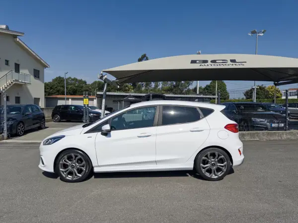Ford Fiesta 2018 - 12990 EUR, 112000 km - 112000km - foto 5 de 36