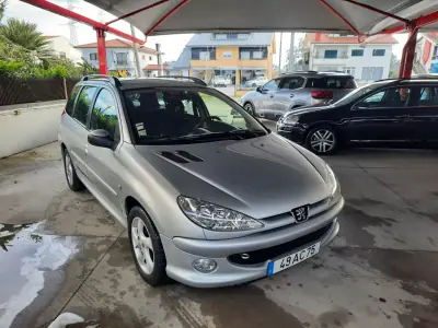 Peugeot 206 SW 2005 - 3950 EUR, 154425 km - AUTO.MOTO.pt - 154425km - foto 5 de 10