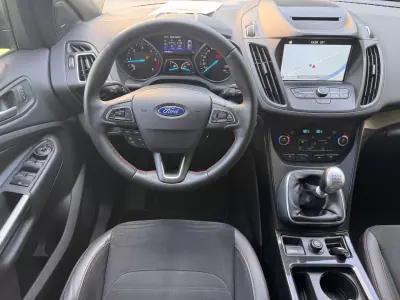 Ford Kuga 2018 - 16500 EUR, 54485 km - AUTO.MOTO.pt - 54485km - foto 8 de 25