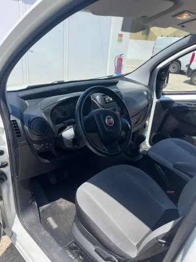 Fiat FIORINO 1.3 M-JET C/AC 2019 - 10900 EUR, 83085 km - AUTO.MOTO.pt - 83085km - foto 5 de 7