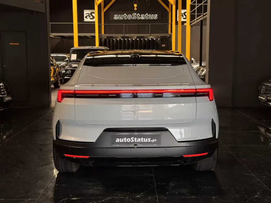 Polestar 4 2024 - 59990 EUR, 11600 km - AUTO.MOTO.pt - 11600km - foto 8 de 28