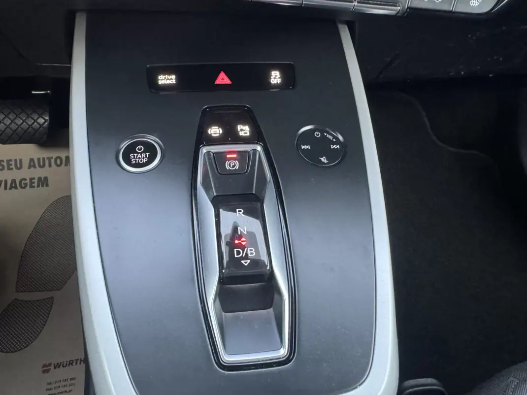 Audi Q4 e-tron 2021 - 29900 EUR, 79000 km - 79000km - foto 38 de 46