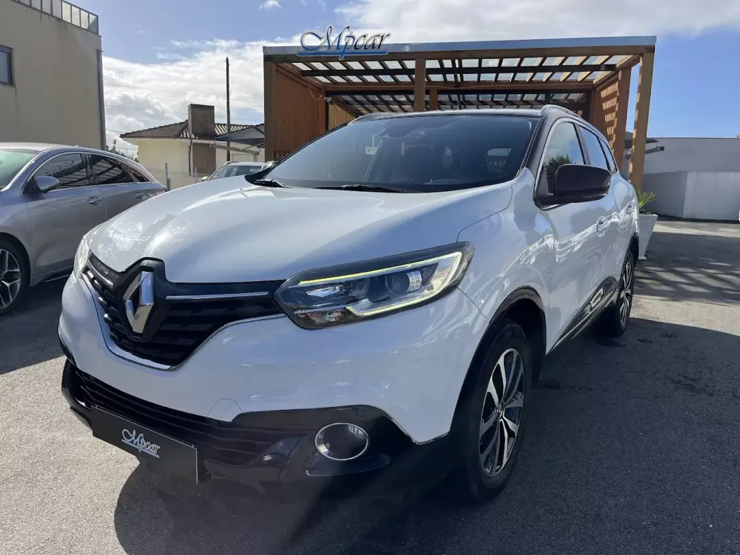 Renault Kadjar 2016 - 11950 EUR, 250000 km - AUTO.MOTO.pt - 250000km - foto 41 de 42
