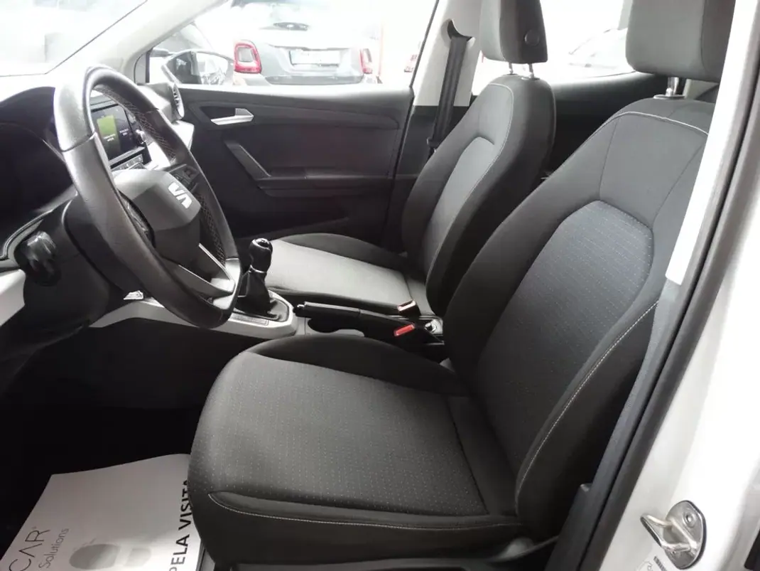 SEAT Arona 2023 - 14980 EUR, 49813 km - 49813km - foto 3 de 25
