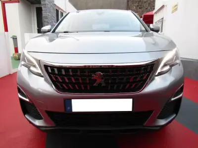 Peugeot 3008 2018 - 15849 EUR, 208020 km - foto 1 de 20