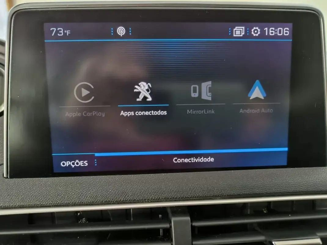 Peugeot 3008 2018 - 13999 EUR, 65262 km - AUTO.MOTO.pt - 65262km - foto 12 de 24