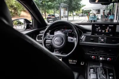 Audi RS6 Avant 2013 - 59900 EUR, 109461 km - AUTO.MOTO.pt - 109461km - foto 36 de 46