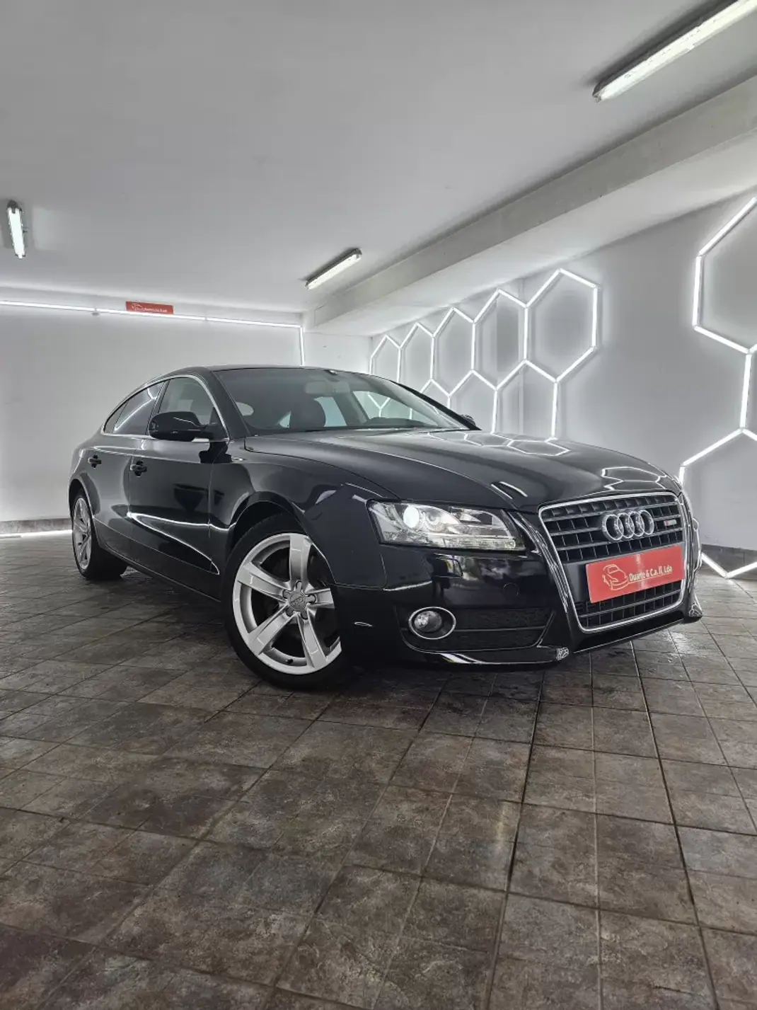 Audi A5 Sportback 2011 - 17500 EUR, 123569 km - AUTO.MOTO.pt - 123569km - foto 4 de 29