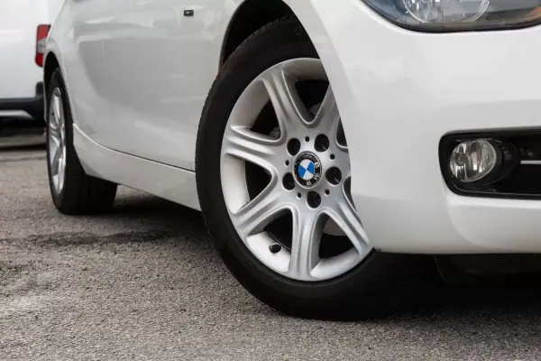 BMW 116 2012 - 13999 EUR, 72000 km - AUTO.MOTO.pt - 72000km - foto 7 de 22