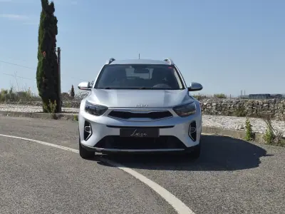 Kia Stonic 2021 - 15250 EUR, 82997 km - foto 2 de 20