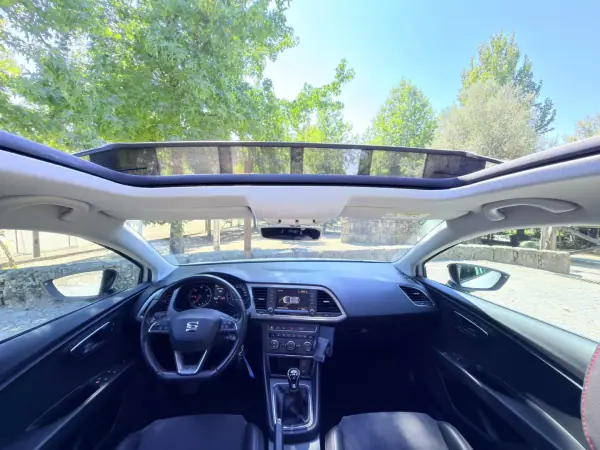 SEAT Leon ST 2016 - 16000 EUR, 188000 km - AUTO.MOTO.pt - 188000km - foto 13 de 26
