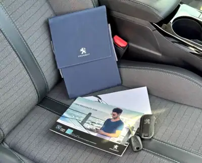 Peugeot 208 2022 - 14890 EUR, 160119 km - AUTO.MOTO.pt - 160119km - foto 17 de 17