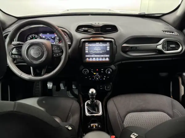 Jeep Renegade 2021 - 17990 EUR, 55000 km - AUTO.MOTO.pt - 55000km - foto 13 de 28