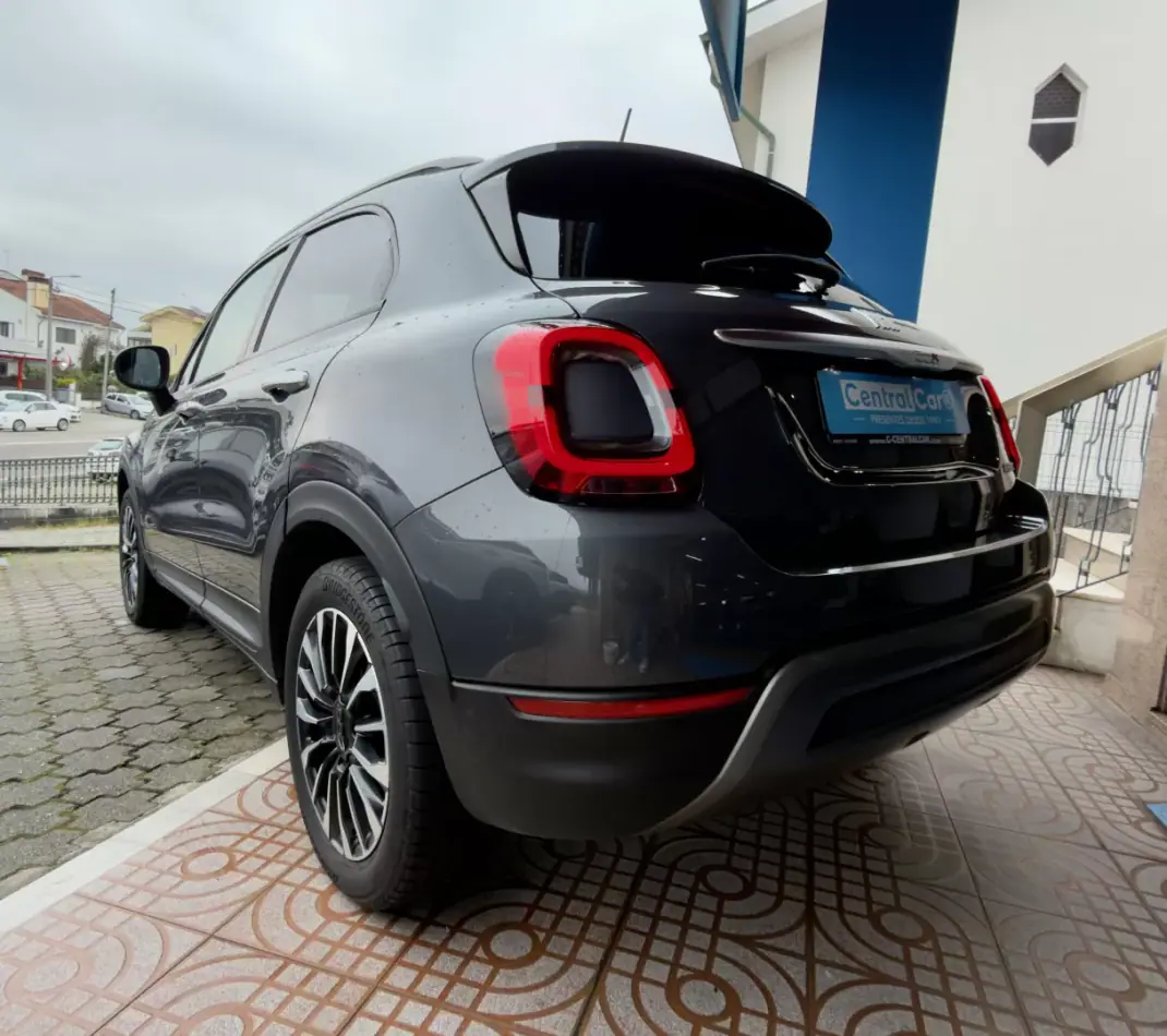 Fiat 500X 2023 - 17950 EUR, 56000 km - AUTO.MOTO.pt - 56000km - foto 8 de 25