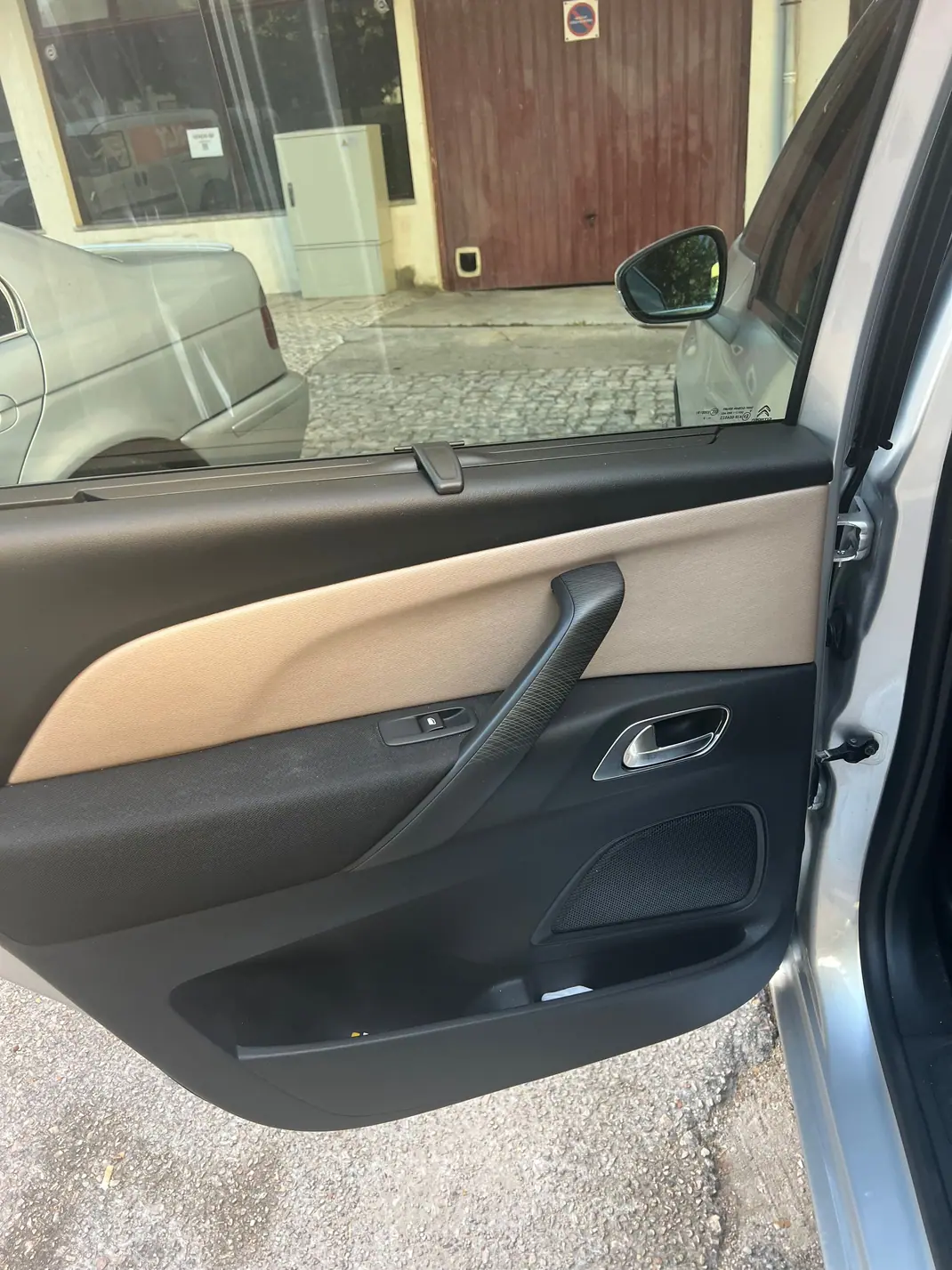 Citroën C4 Picasso 2013 - 7000 EUR, 252000 km - 252000km - foto 6 de 12