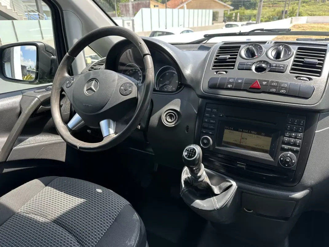 Mercedes-Benz Vito 2011 - 14900 EUR, 220000 km - 220000km - foto 13 de 20