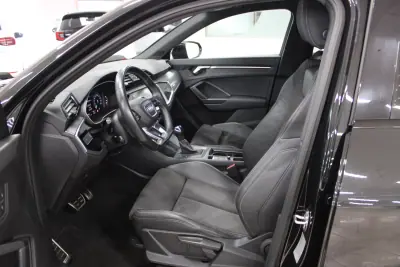 Audi Q3 Sportback 2021 - 35900 EUR, 89638 km - AUTO.MOTO.pt - 89638km - foto 5 de 18