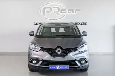 Renault Grand Scénic 2020 - 23900 EUR, 57641 km - AUTO.MOTO.pt - 57641km - foto 17 de 22