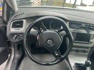 Volkswagen Golf 2016 - 9900 EUR, 265000 km - 265000km - foto 7 de 9