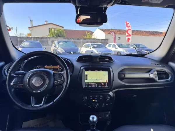 Jeep Renegade 2020 - 17000 EUR, 120000 km - AUTO.MOTO.pt - 120000km - foto 14 de 22