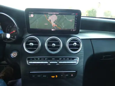 Mercedes-Benz C 220 2018 - 20750 EUR, 299000 km - AUTO.MOTO.pt - 299000km - foto 20 de 27