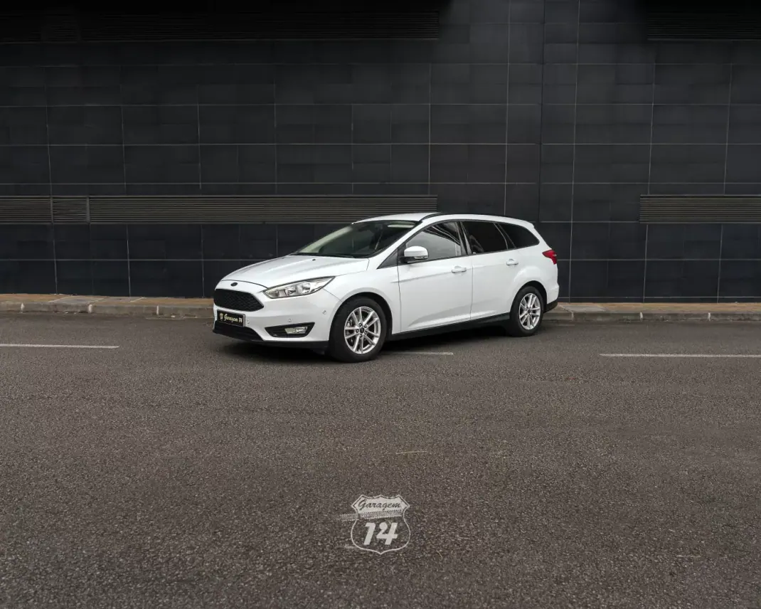 Ford Focus SW 2018 - 11990 EUR, 127080 km - 127080km - foto 23 de 48