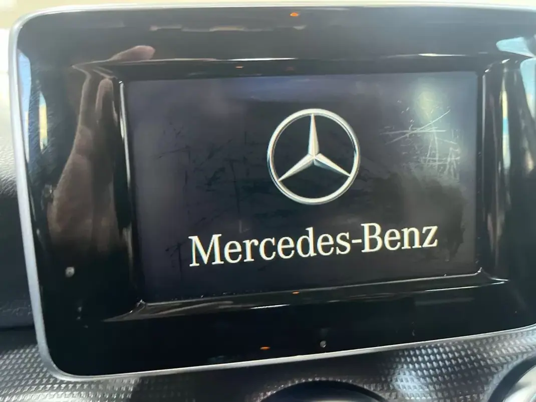 Mercedes-Benz A 180 2014 - 14999 EUR, 191121 km - AUTO.MOTO.pt - 191121km - foto 24 de 24