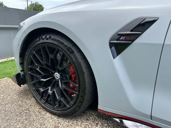 BMW M4 2022 - 190000 EUR, 6500 km - AUTO.MOTO.pt - 6500km - foto 30 de 77