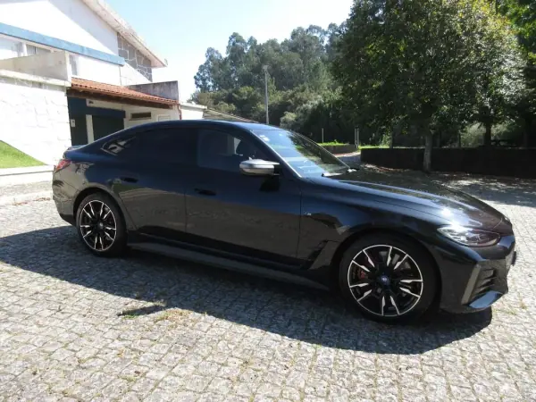 BMW i4 2022 - 49990 EUR, 67000 km - AUTO.MOTO.pt - 67000km - foto 11 de 59