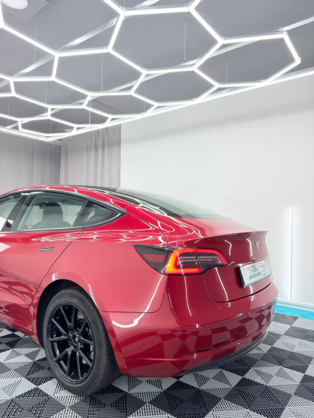 Tesla Model 3 2022 - 26999 EUR, 50900 km - AUTO.MOTO.pt - 50900km - foto 6 de 21