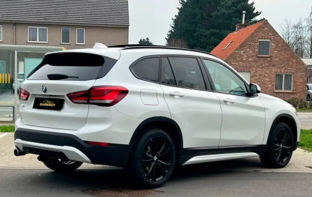 BMW X1 2021 - 23990 EUR, 138493 km - AUTO.MOTO.pt - 138493km - foto 6 de 15