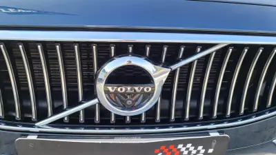 Volvo S90 2017 - 16900 EUR, 292100 km - 292100km - foto 16 de 44