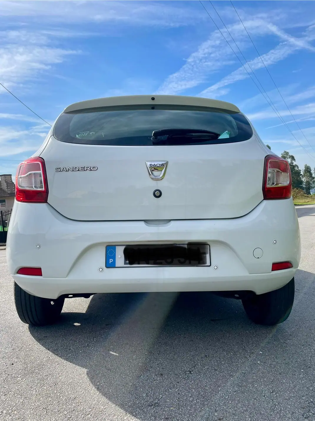 Dacia Sandero 2013 - 7490 EUR, 189000 km - AUTO.MOTO.pt - 189000km - foto 13 de 13