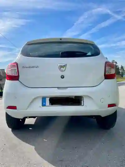 Dacia Sandero 2013 - 7490 EUR, 189000 km - AUTO.MOTO.pt - 189000km - foto 13 de 13