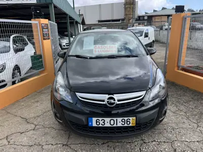 Opel Corsa 2014 - 6450 EUR, 136121 km - AUTO.MOTO.pt - 136121km - foto 4 de 23