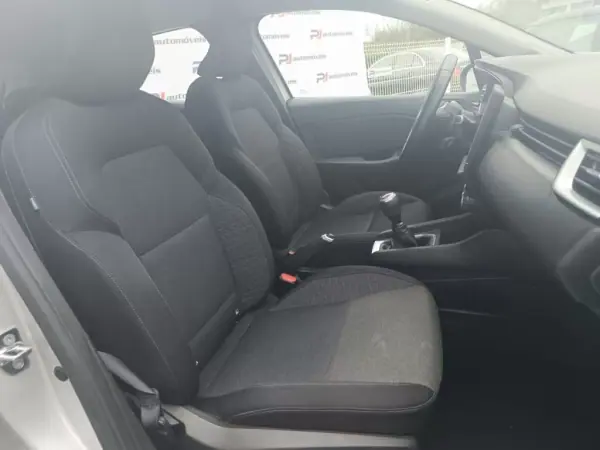 Renault Clio 2020 - 13990 EUR, 94621 km - AUTO.MOTO.pt - 94621km - foto 12 de 16